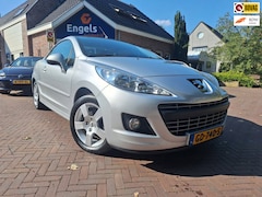 Peugeot 207 CC - 1.6 VTi Noir & Blanc TREKHAAK LAGE KM STAND
