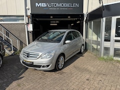Mercedes-Benz B-klasse - 200 /APK/LM Velgen/Grijs/Automaat/Clima/airco/Vol Opties