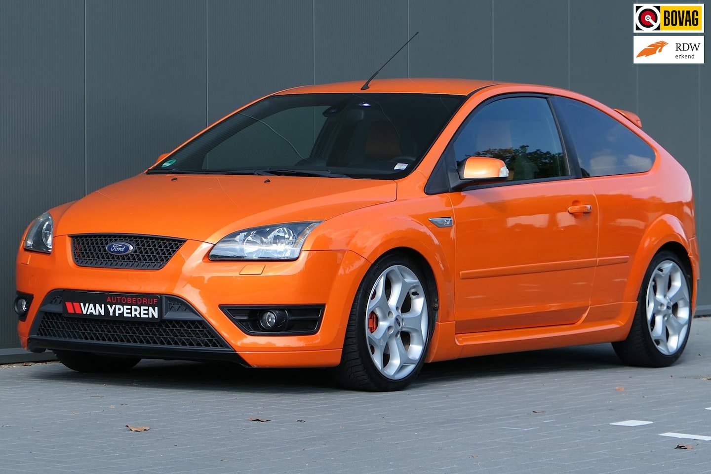 Ford Focus - 2.5 ST Youngtimer Recardo stoelen Climate Stoelverwarming Cruise - AutoWereld.nl