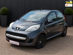 Peugeot 107 - 1.0-12V Millesim 200 AIRCO APPLE CARPLAY NW.KOPPELING APK 25-08-2027