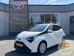 Toyota Aygo - 1.0 VVT-i X-PLAY APPLE/ANDROID CAMERA AIRCO NL-AUTO EL-RAMEN/SPIEGELS