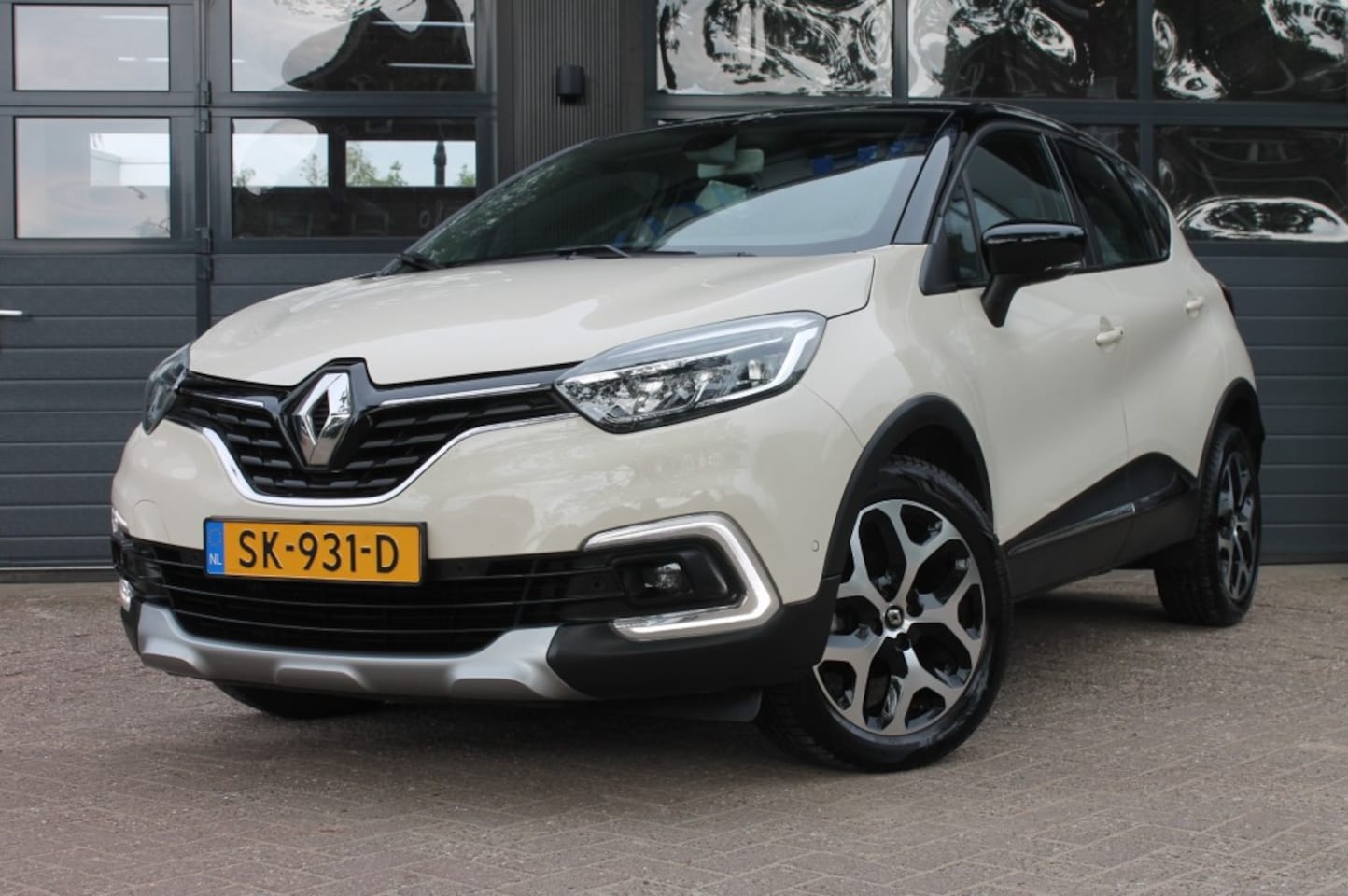 Renault Captur - 0.9 TCE INTENS  Pure Led vision / Camera / Trekhaak - AutoWereld.nl