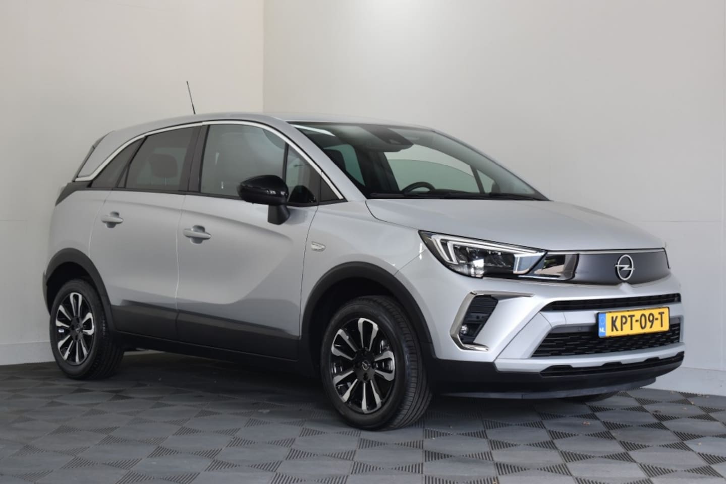 Opel Crossland - 1.2 Turbo Elegance 1.2 TURBO 110PK ELEGANCE - AutoWereld.nl