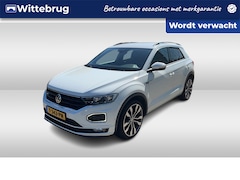 Volkswagen T-Roc - 1.5 TSI 150pk R-Line / Virtual Cockpit / R-Line Exterieur & Interieur / 19" LMV Suzuka / A