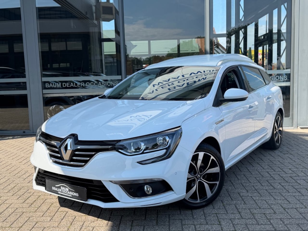 Renault Mégane - 1.3 TCE BOSE GRIJS KENTEKEN NAVI AIRCO - AutoWereld.nl