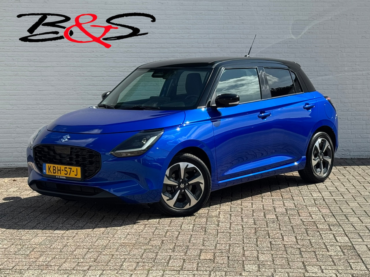 Suzuki Swift - 1.2 Style Smart Hybrid Adaptive Cruise Climate control LED Navi Apple / Android Achteruitr - AutoWereld.nl