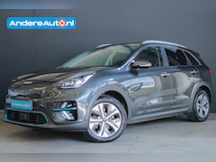 Kia e-Niro - ExecutiveLine 64 kWh |100% SoH|warmptepomp|trekhaak|dealer onderhouden|leder|elektrische s