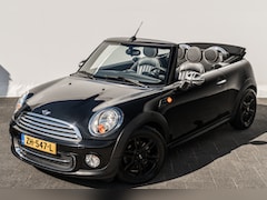 MINI Cabrio - Cooper 1.6 Chili | Stoelverwarming | Leder | Cruise Control | Navigatiesysteem
