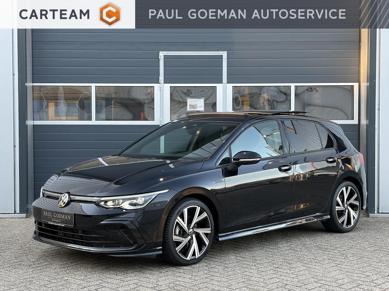Volkswagen Golf - 1.5 eTSI R-Line | Pano | LED | Stoel verwarming | 3x R-Line | Camera | - AutoWereld.nl