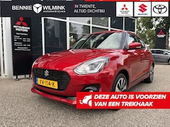 Suzuki Swift - 1.0 Stijl Smart Hybrid | Trekhaak | All Seasons