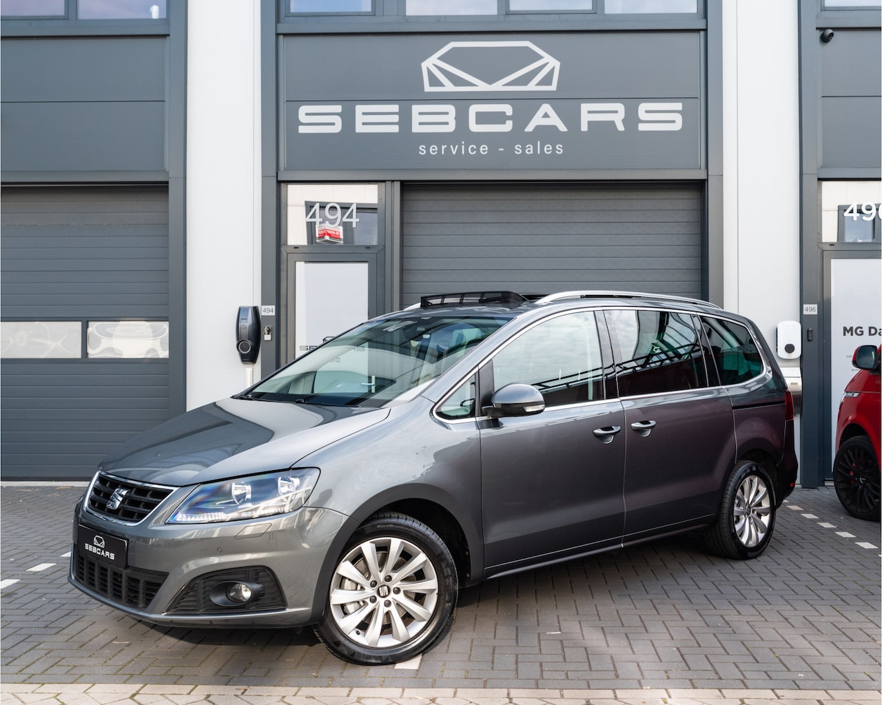 SEAT Alhambra - 1.4 TSI Style DSG / PANODAK / GEINTERGREERD KINDERZITJES / ELEK. TREKHAAK - AutoWereld.nl
