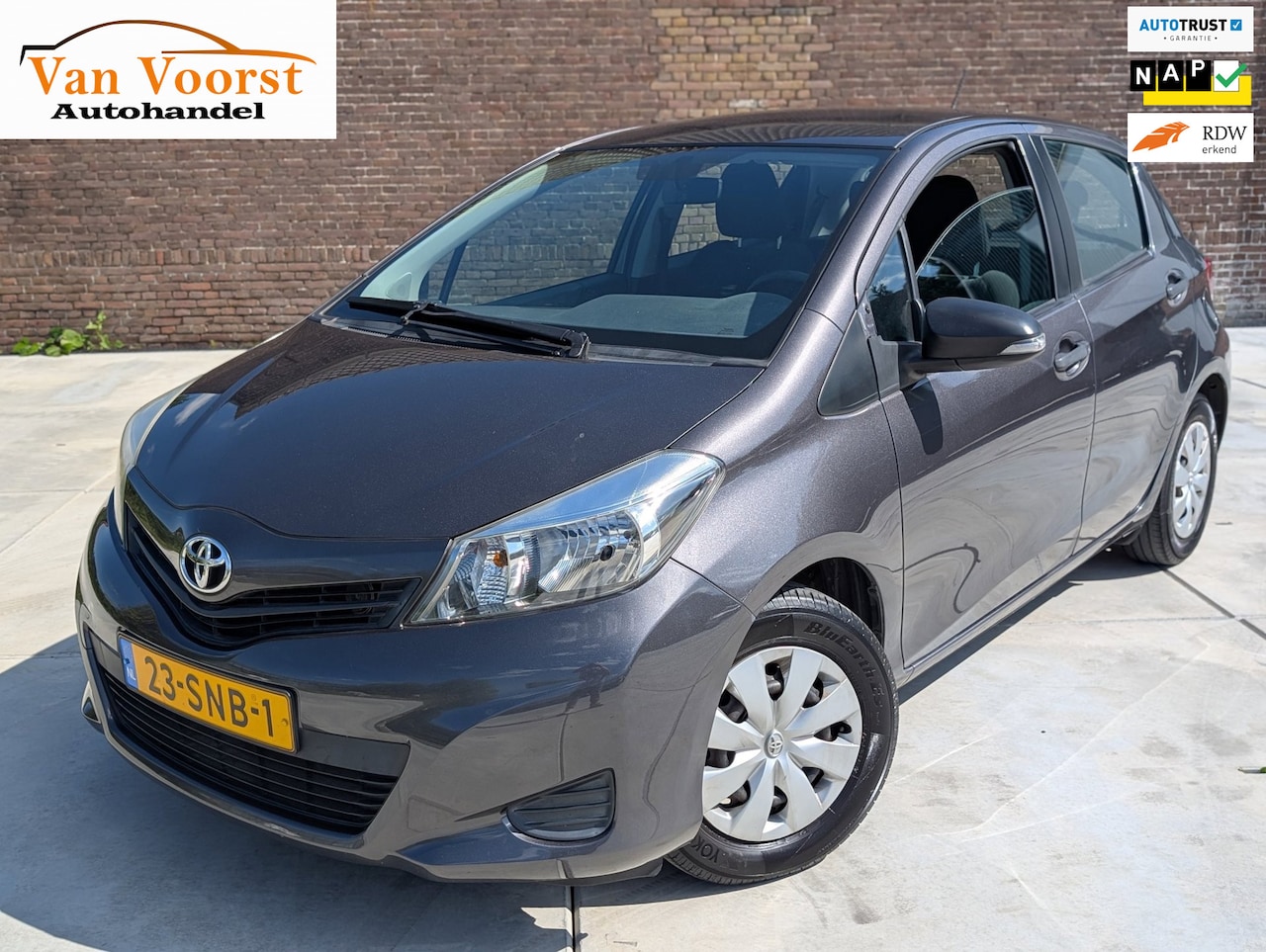 Toyota Yaris - 1.0 VVT-i Comfort dealer onderhouden! - AutoWereld.nl