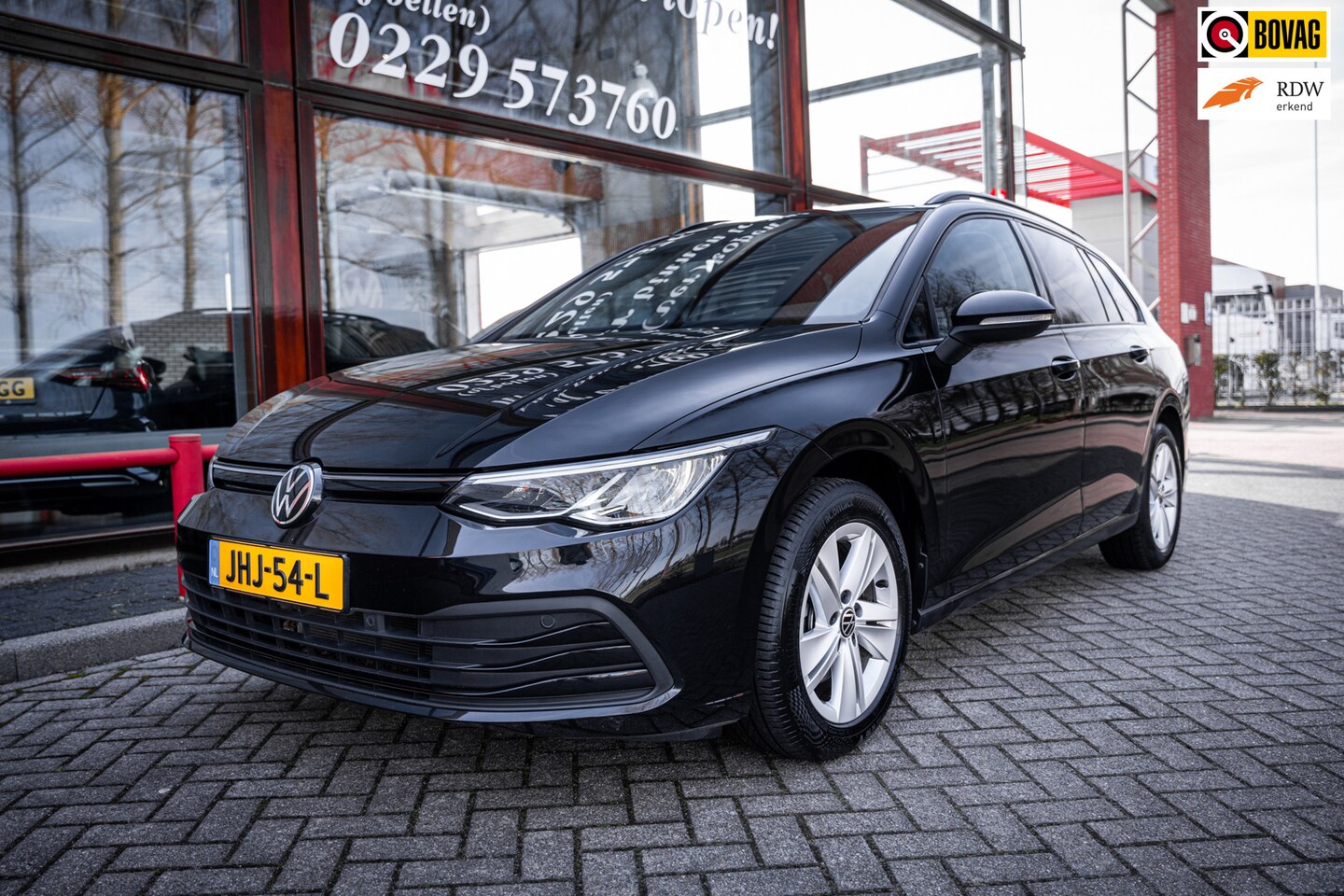 Volkswagen Golf Variant - 1.5 eTSI Life Business | Automaat | navigatie | Adaptieve cruise control | App-Connect | c - AutoWereld.nl