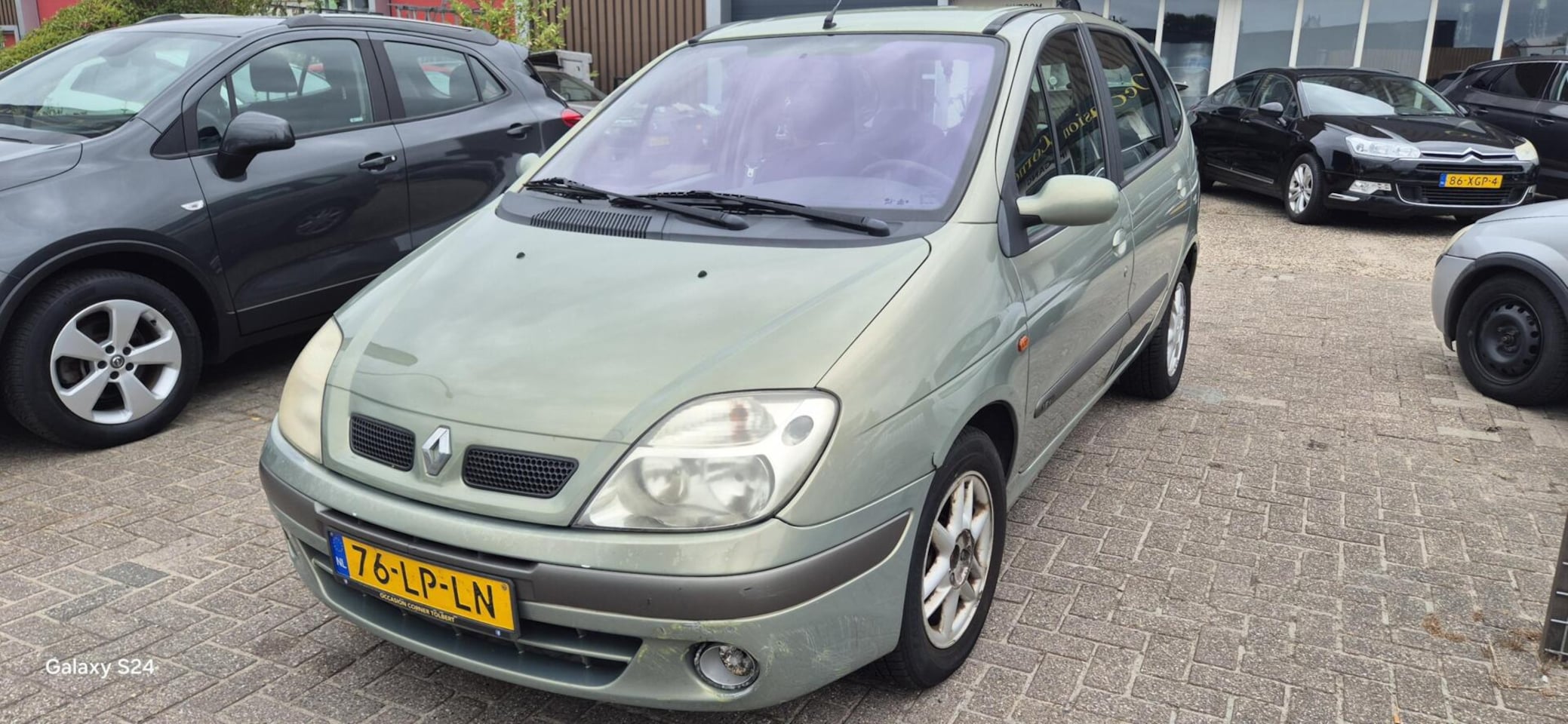 Renault Scénic - 1.6-16V AUTOMAAT - AutoWereld.nl