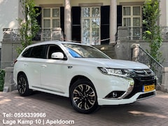 Mitsubishi Outlander - PHEV Executive Edition Navi Camera Nl Auto Xenon Leder PDC Stoelverwarming