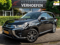 Mitsubishi Outlander - 2.0 PHEV Pure - APPLE CARPLAY - PARKEER CAMERA - TREKHAAK - CRUISE / CLIMATE CONTR