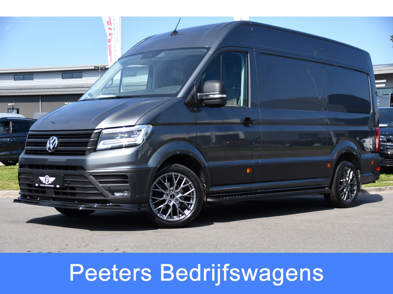 Volkswagen Crafter - 35 2.0 TDI L3H3 PB Edition Camera, Cruise, Carplay, LED, Automaat, Sensoren, 140pk, Trekha - AutoWereld.nl
