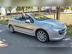 Peugeot 207 CC - 1.6-16V T Féline