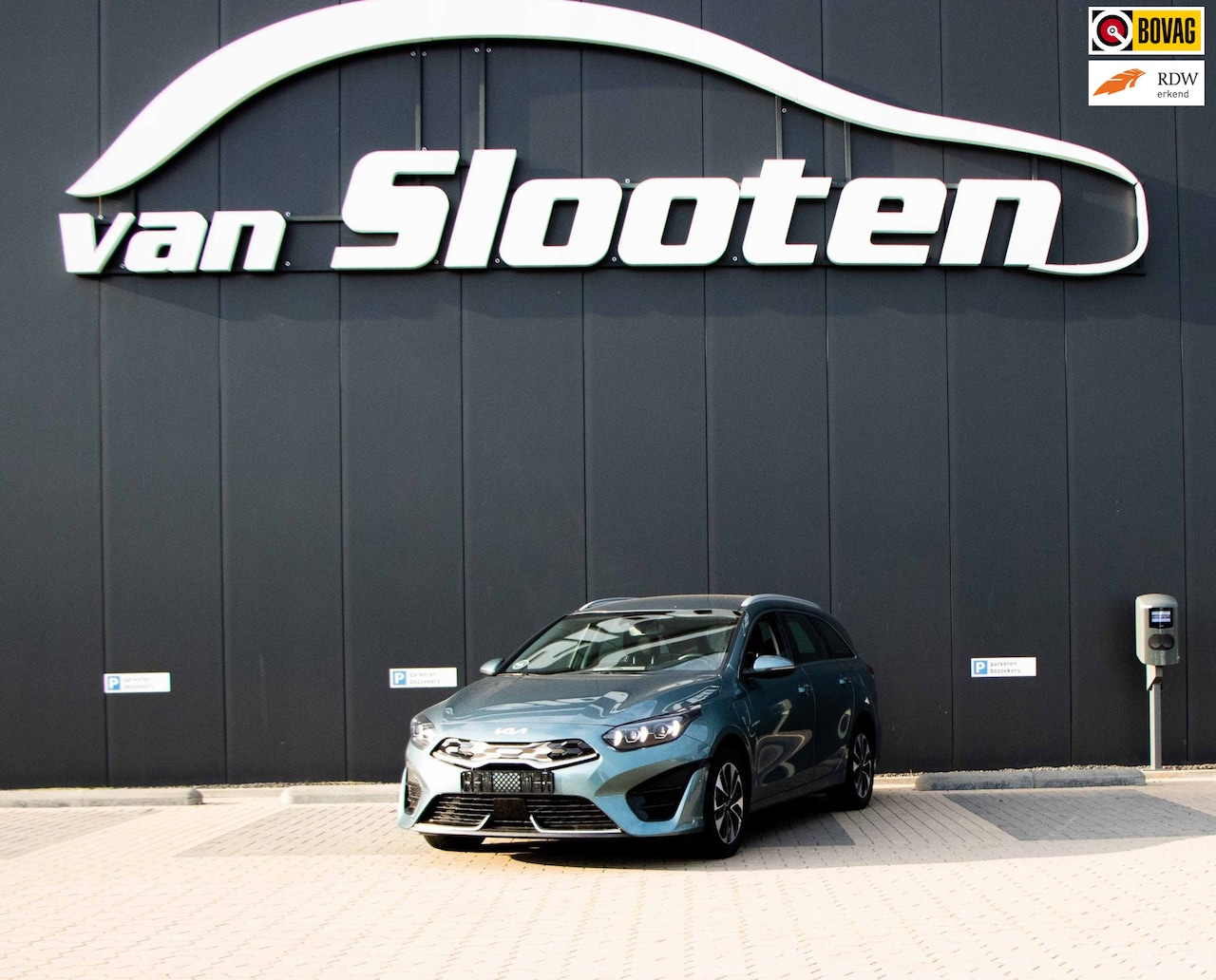 Kia Cee'd Sportswagon - Ceed 1.6 GDI PHEV DynamicLine| Apple Car Play| Android Auto| Camera| Stuurwiel verwarmd - AutoWereld.nl