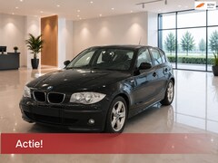 BMW 1-serie - 118i 5D Automaat ( Zomer Actie t/m €500, - korting ) Nw APK full Leder Velgen Elek.ramen 2