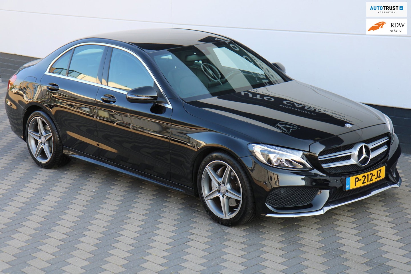 Mercedes-Benz C-klasse - 180 AMG Sport Edition Aut. LED Navi !! - AutoWereld.nl
