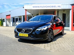 Volvo V40 - 2.0 D2 Nordic+ Navi|Half Leder|LMV|Standkachel|LED