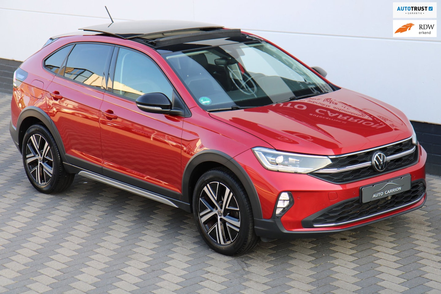 Volkswagen Taigo - 1.5 TSI Style DSG Pano Virtual Trekhaak !! - AutoWereld.nl