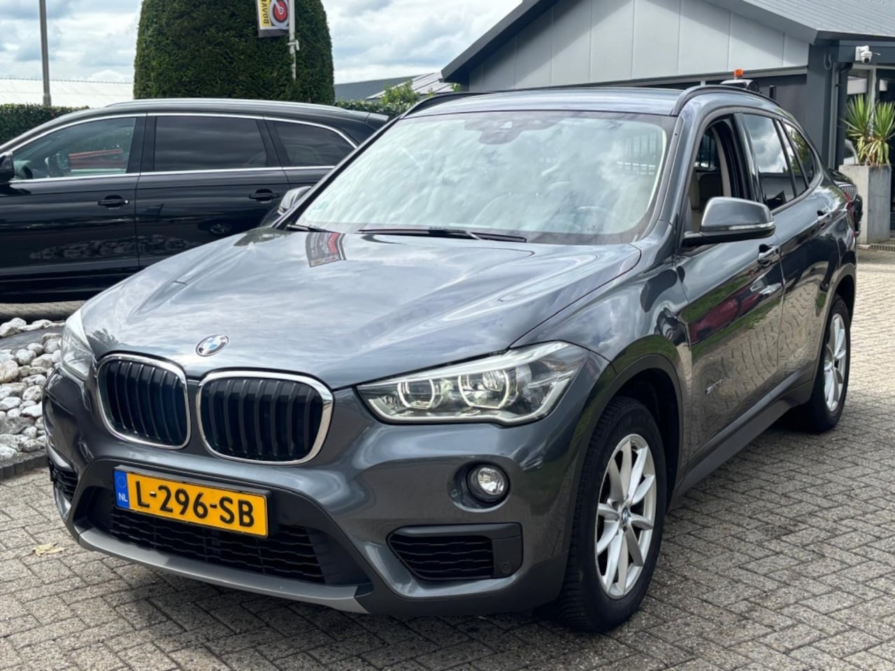 BMW X1 - 1.6 Diesel 2017 Trekhaak Xenon Handgeschakeld - AutoWereld.nl