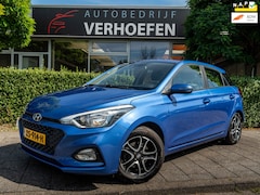 Hyundai i20 - 1.0 T-GDI - PARKEER CAMERA - APPLE CARPLAY - TREKHAAK - CRUISE / CLIMATE CONTR