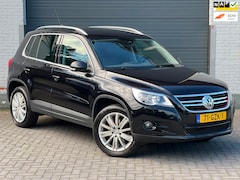 Volkswagen Tiguan - 2.0 TSI 4Motion | 128DZ KM | NAP | Leder | Trekhaak | Xenon |NL Auto |