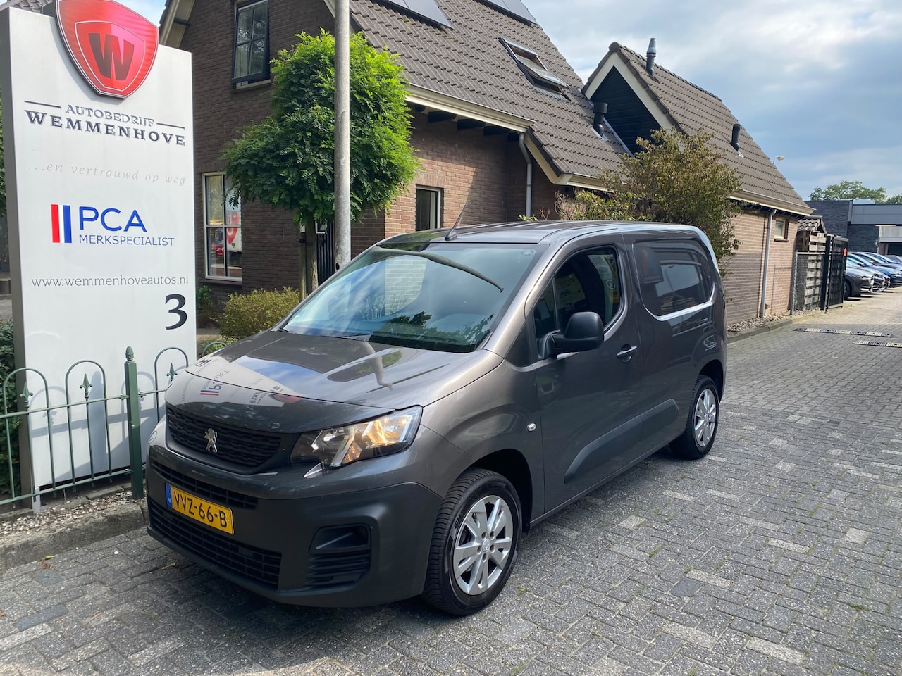 Peugeot Partner - 1.5 BlueHDi 100 S&S L1 1.5 BlueHDi 100 S&S L1 - AutoWereld.nl
