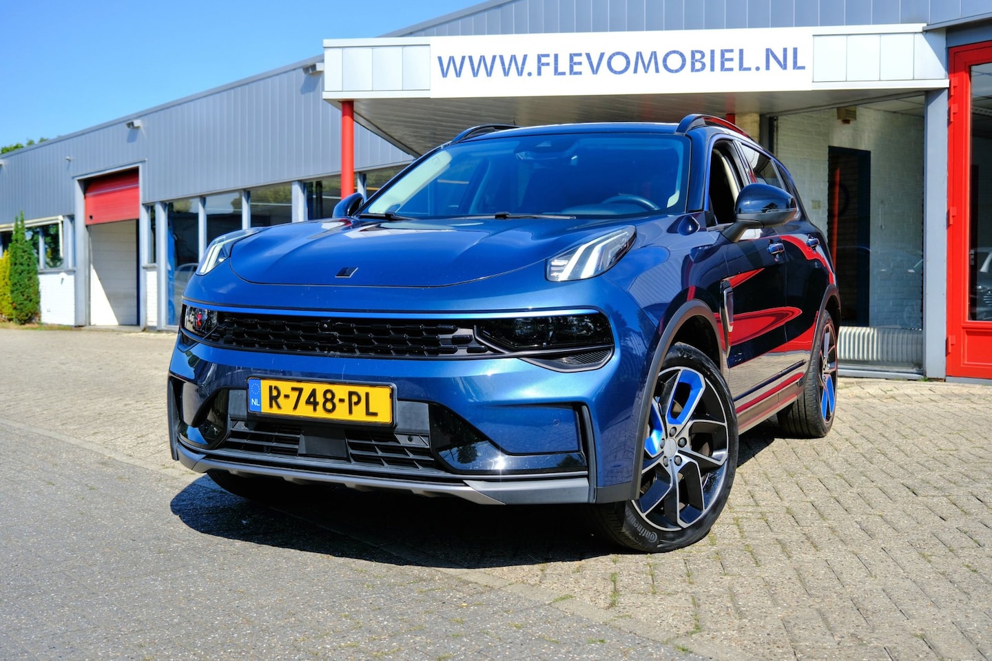 Lynk & Co 01 - 1.5 Aut. 360 Camera|Pano|Navi|Adapt.Cruise|Apple CarPlay - AutoWereld.nl