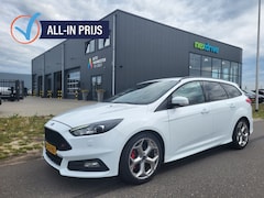 Ford Focus Wagon - 2.0 250 pk ST Bi-Xenon, 18'' wielen, Winterpack