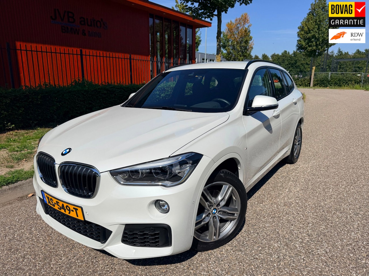 BMW X1 - SDrive18i M-sport, trekhaak - AutoWereld.nl