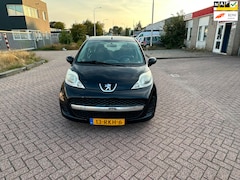 Peugeot 107 - 1.0-12V XS
