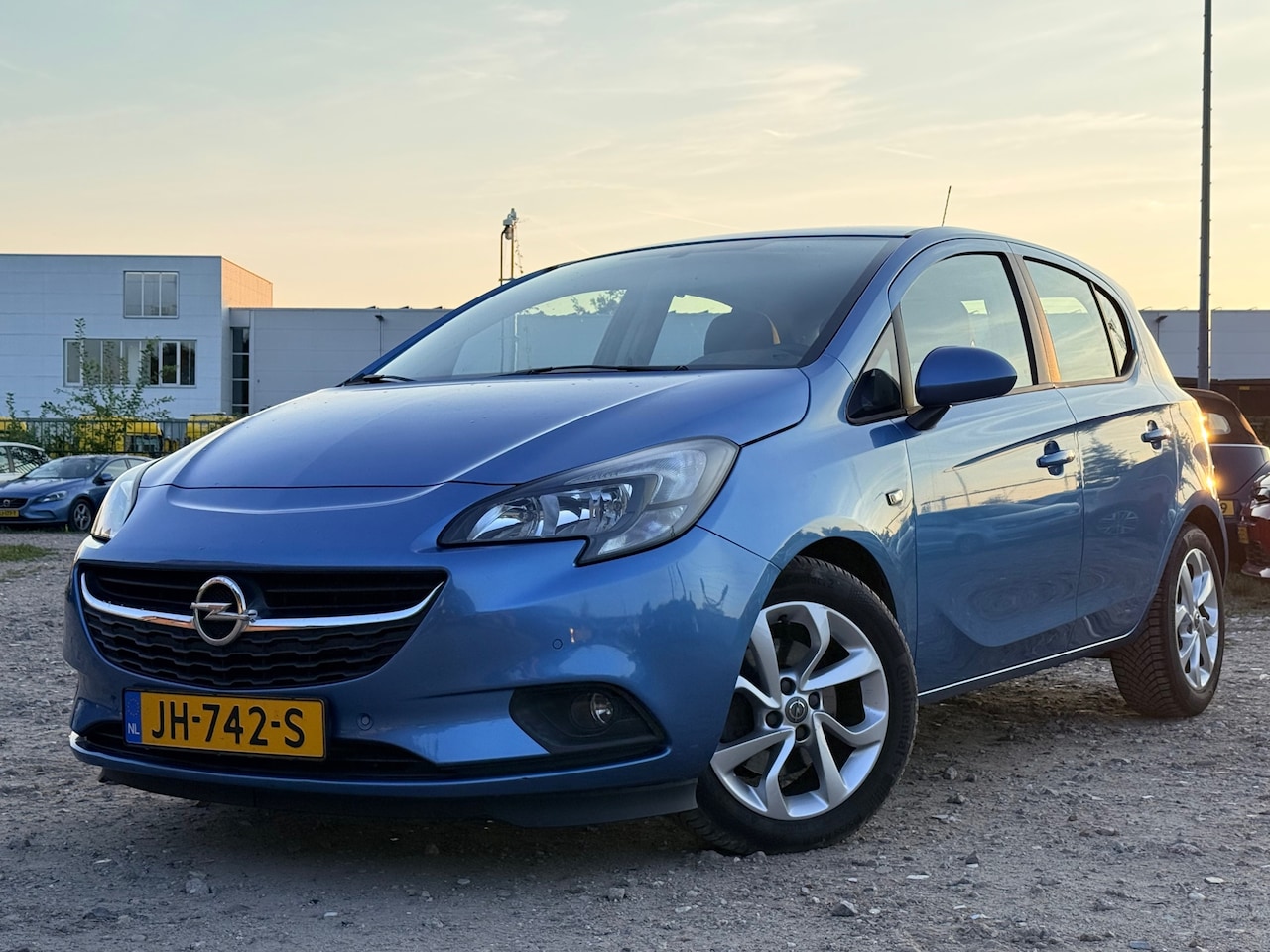 Opel Corsa - 1.0 Turbo Edition/ LAAG KM/ BLUE EDITION - AutoWereld.nl
