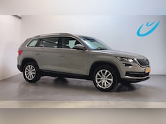 Skoda Kodiaq - 1.5 TSI 150pk Business Edition Panoramadak Trekhaak LED Camera Navigatie DAB+