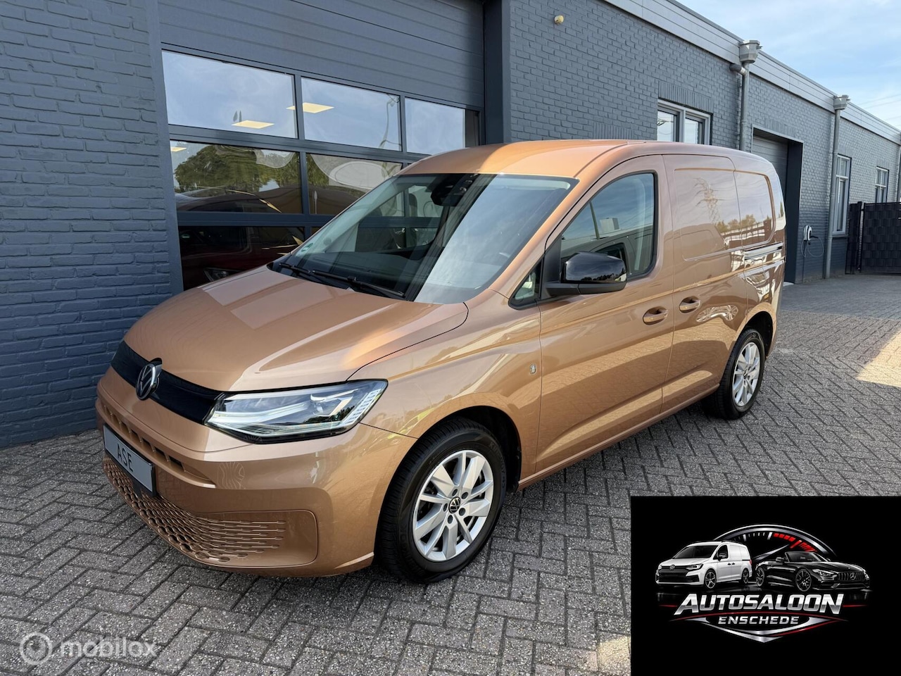 Volkswagen Caddy Cargo - 2.0 TDI DSG 12-2021 71.000 km Airco - AutoWereld.nl