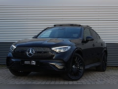 Mercedes-Benz GLC-klasse Coupé - 200 4MATIC AMG Line | Panoramadak | Memory seats | Sfeerverlichting | 360 Camera | Trekhaa
