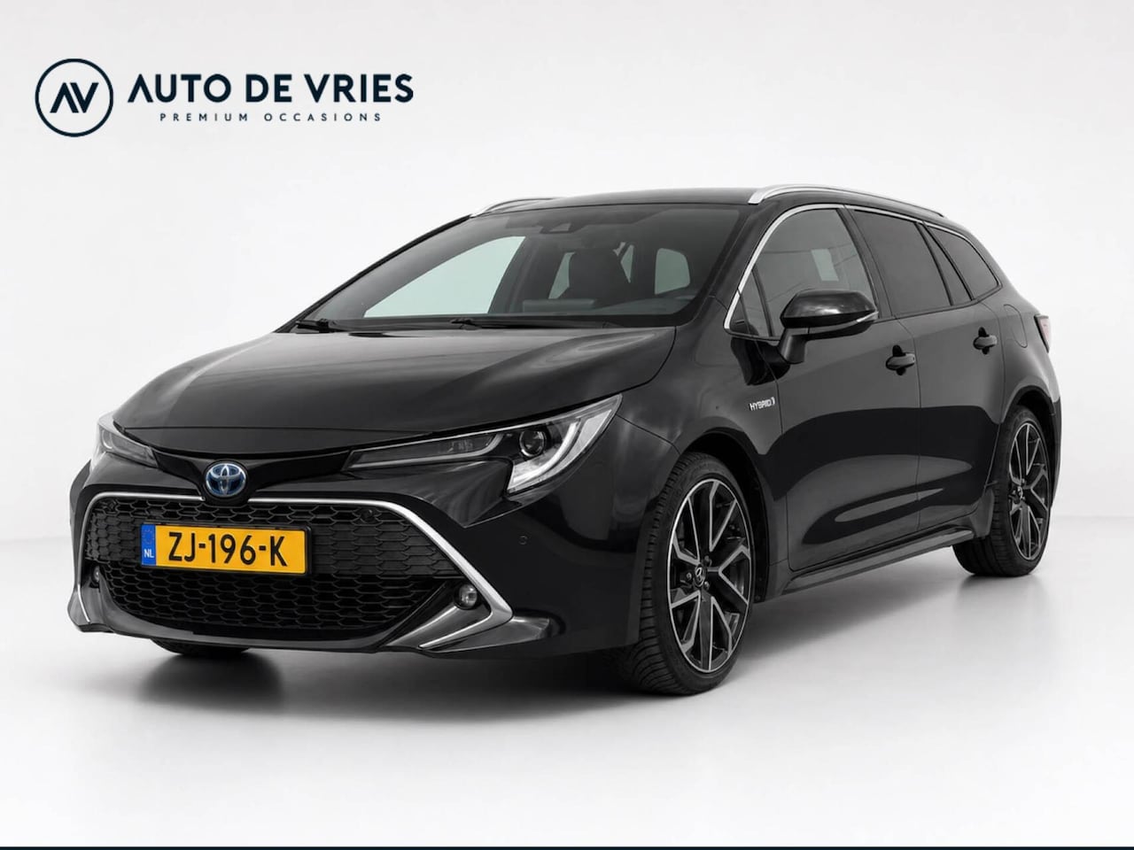 Toyota Corolla Touring Sports - 2.0 Hybrid Business Sport Intro | Navigatie | Camera | Trekhaak - AutoWereld.nl
