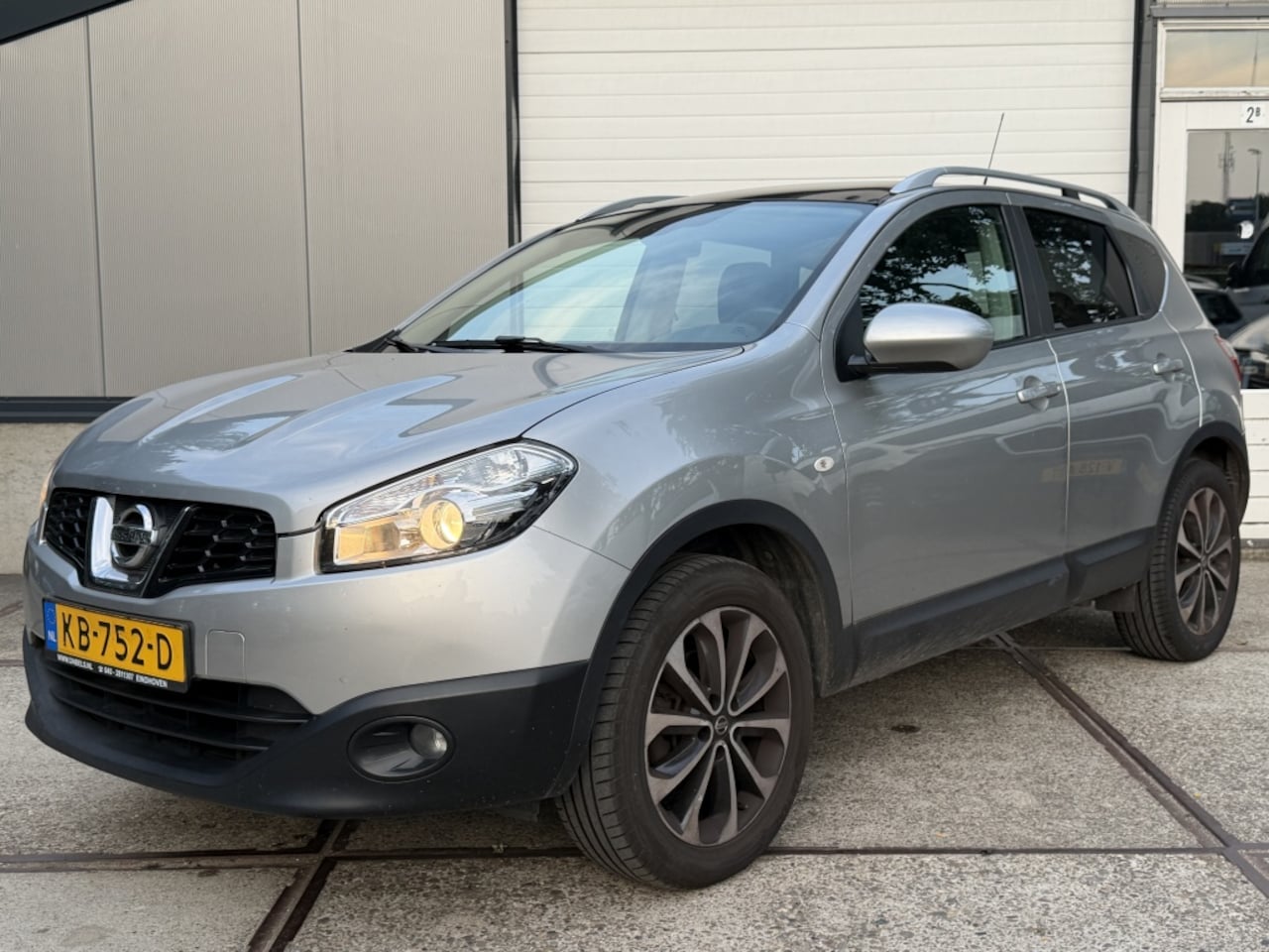 Nissan Qashqai - 1.6 Connect Edition | Clima | Camera | Lm velgen | bwjr 2012 - AutoWereld.nl