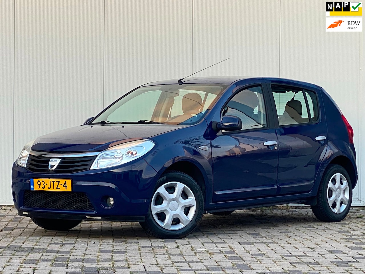 Dacia Sandero - 1.2 Lauréate AIRCO DEALER ONDERHOUDEN 1STE EIGENAAR - AutoWereld.nl