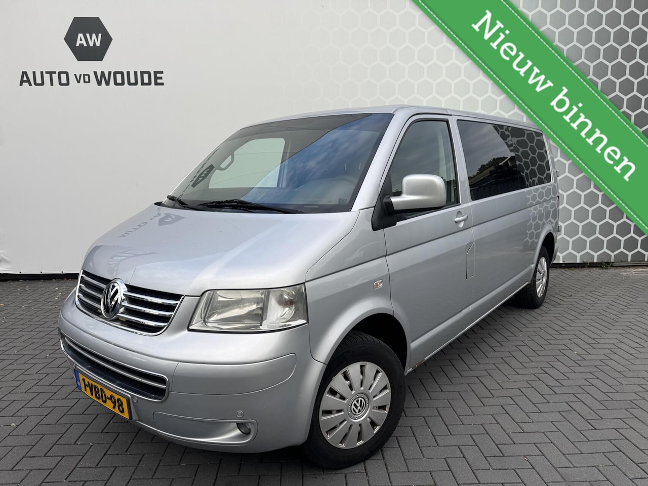 Volkswagen Transporter - 2.5 TDI 340 Trendline DC 2.5 TDI 340 Trendline DC - AutoWereld.nl