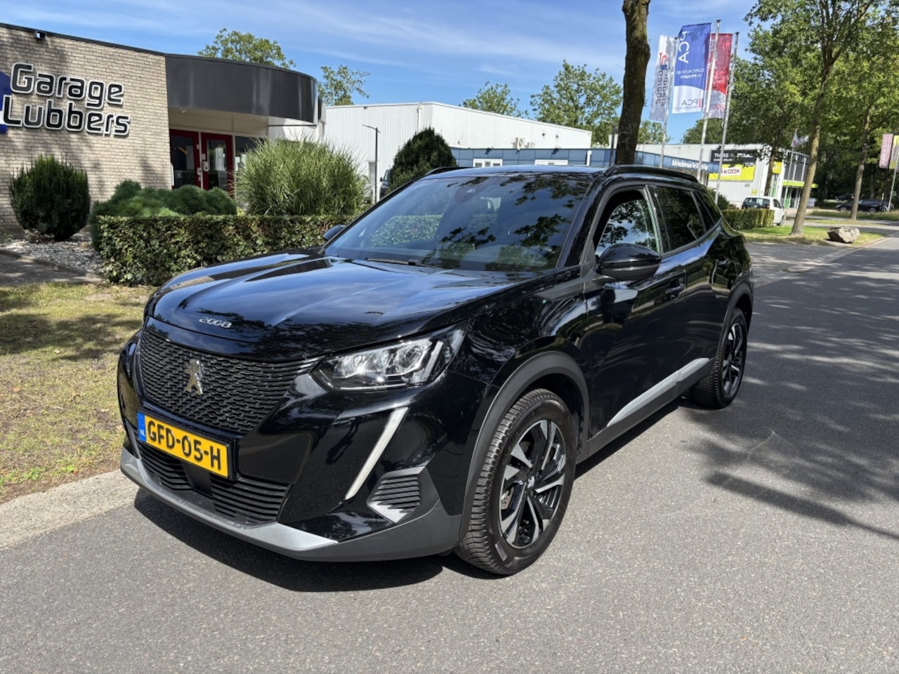 Peugeot 2008 - 1.2 PureTech Allure 1.2 PureTech Allure - AutoWereld.nl