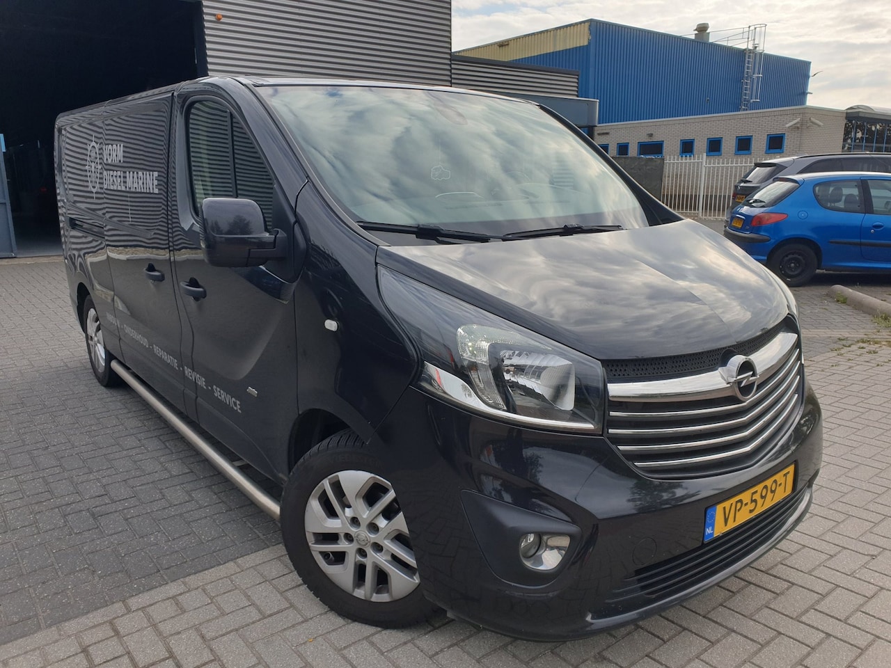 Opel Vivaro - 1.6 CDTI L2H1 DC Sport EcoFlex Prijs EX BTW - AutoWereld.nl