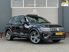 Volkswagen Tiguan - 1.4 TSI/150pk ACT Highline Business R|2018|NAP|R-line|Pano|Trekhaak|Camera|Dynaudio|Adapti