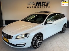 Volvo V60 - 2.4 D5 Twin Engine Special Edition ECC/LEER/NAP