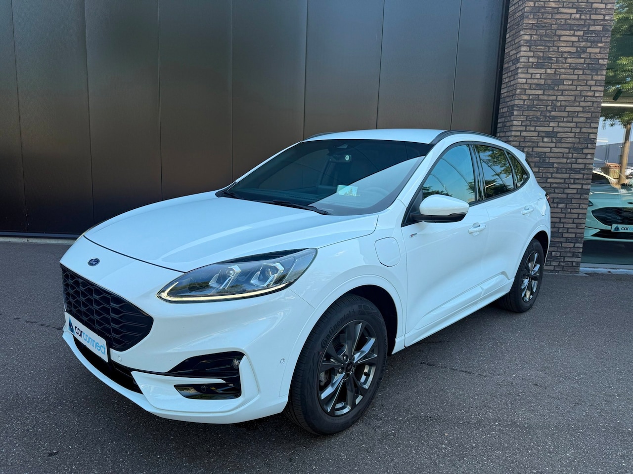 Ford Kuga - 2.5 225pk PHEV ST-Line X Navi, Winter, AGR, HUD, B&O, BLIS, Adop cruise etc. etc. - AutoWereld.nl