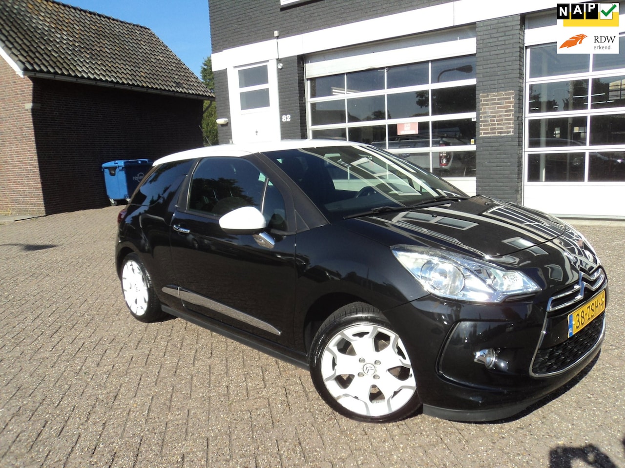 Citroën DS3 - 1.2 VTi Chic 1.2 VTi Chic - AutoWereld.nl