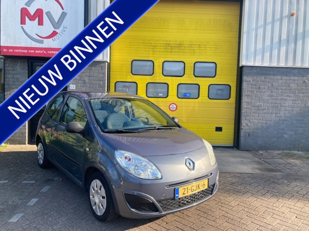 Renault Twingo - 1.2 Authentique Lage km.stand NAP - AutoWereld.nl